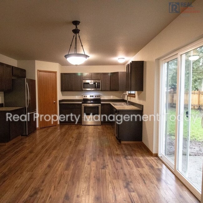 Photo - $250 MOVE IN SPECIAL!! Charming 3 Bedroom 2.5 Bath House in Yelm!