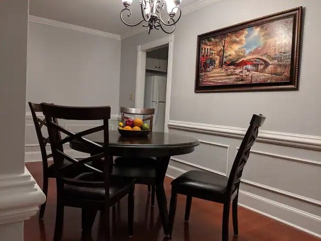 Photo - 405 Towergate Pl