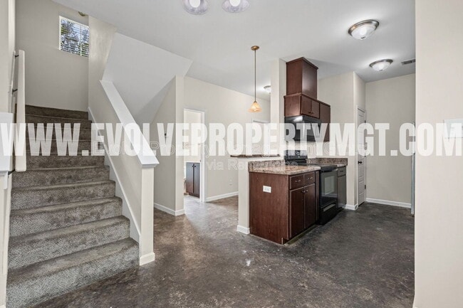 Photo - 3586 Brister St