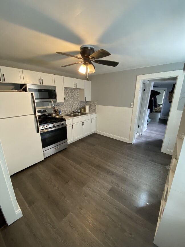 1932 Coltman Rd Unidad 3- up right