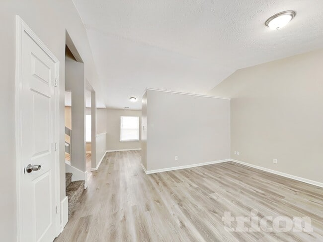 Photo - 1102 Berwyn Rd