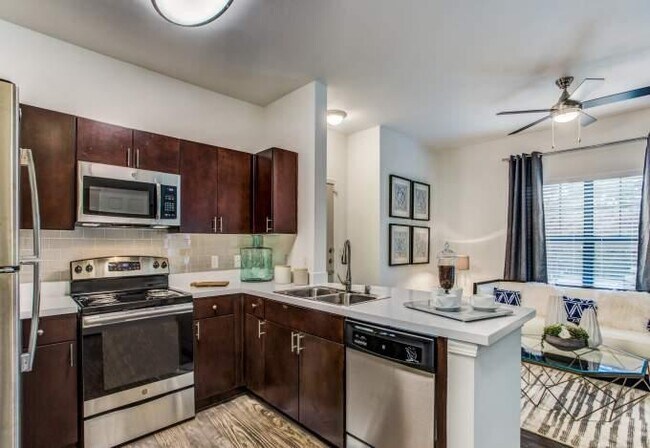 Photo - 1 bedroom in Houston TX 77090 Unit 147