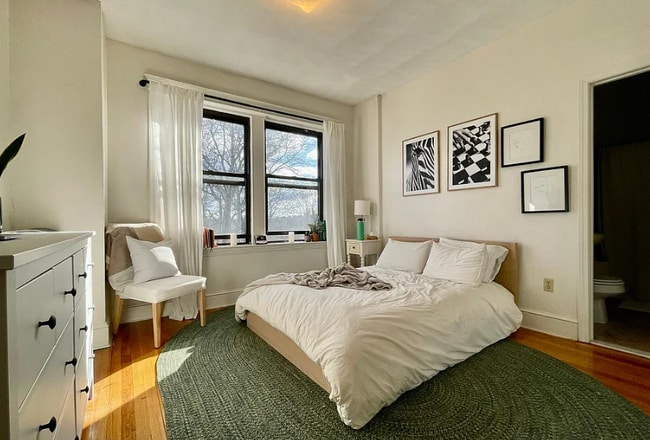 Photo - 37 Egremont Rd Unit 3