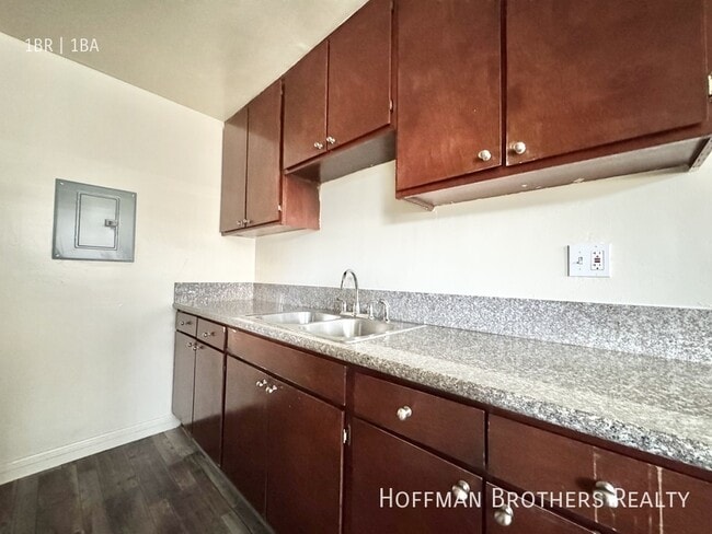 Photo - 20334 Saticoy St Unit 37