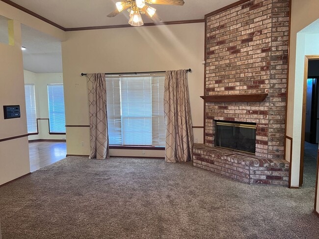 Photo - Views & Great location! 3 Br, 2 Bath, w/ major kitchen appliances, fireplace, 2 car garage.