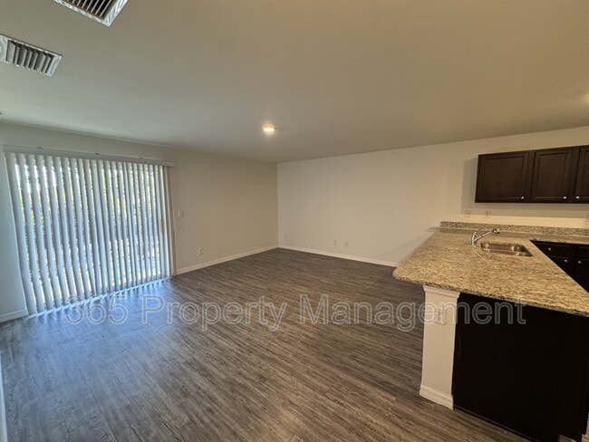 Photo - 26433 Sandhill Blvd