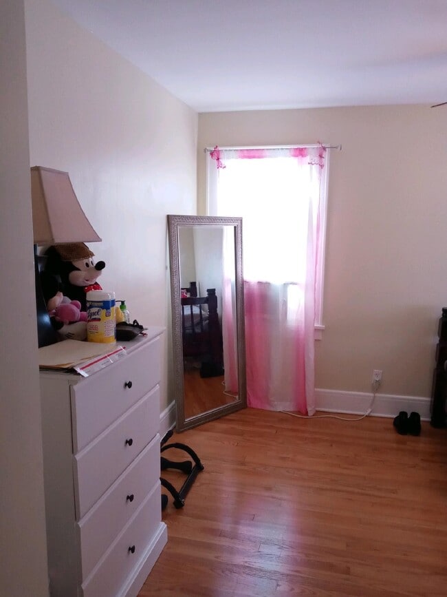 533 Ridgeway Ave Unidad 1