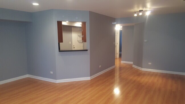 Photo - 684 Quincy Bridge Ln Unidad 102