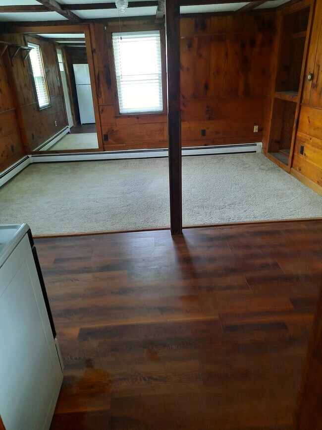 Building Photo - 86 Forest St Unit 1 Bedroom Apt