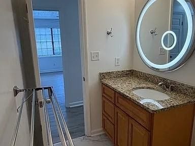 Photo - 300 Winding River Dr