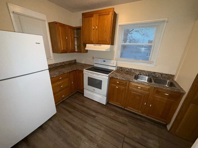 Photo - 2222 12th St SW