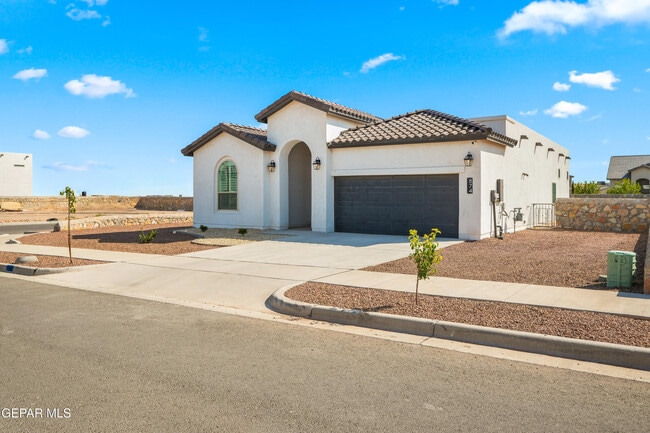 Photo - 874 Harpendem Dr