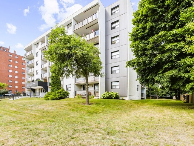 Building Photo - The Brighton