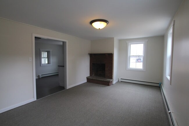 Photo - 126 Maxwell Ln Unit Apt. 1