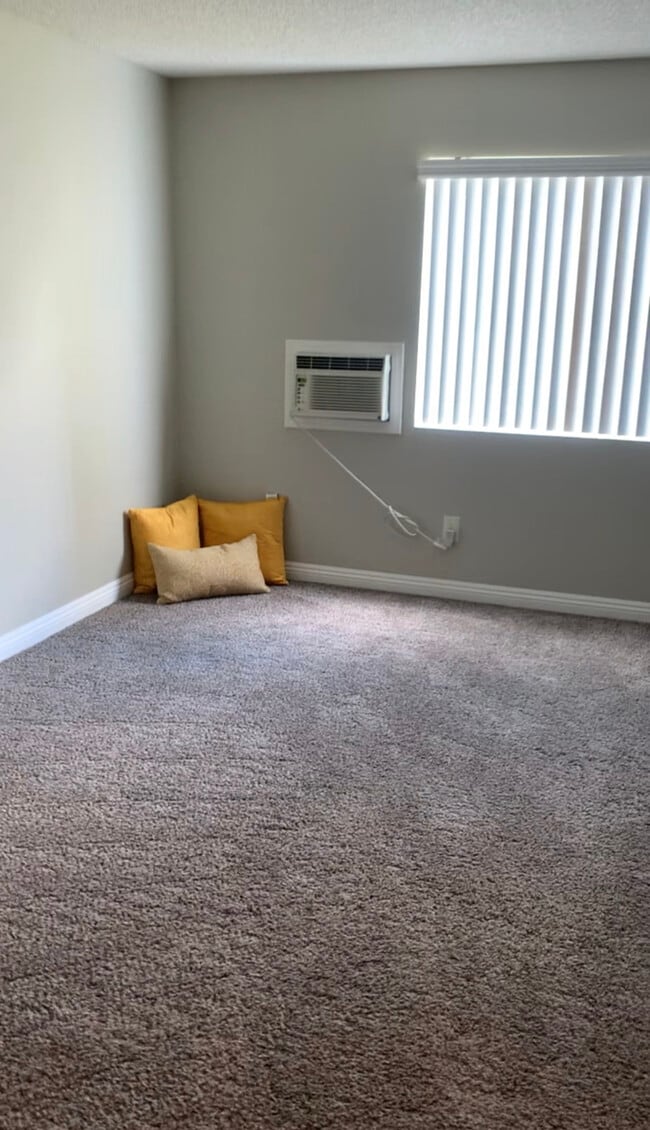Walnut Park Apartments