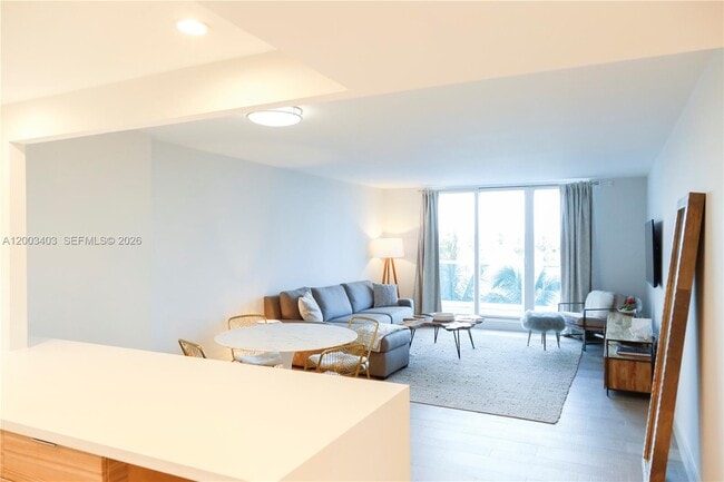 Photo - 2301 Collins Ave Unit 334