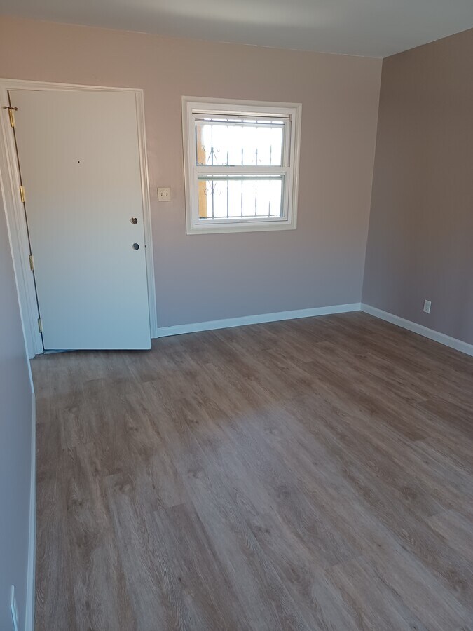 Photo - 525 S Flower St Apartments Unit 3