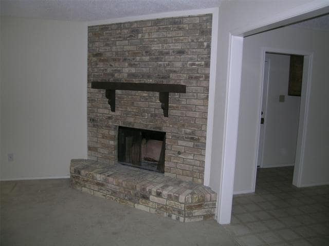 Photo - 128 E Bethel School Rd