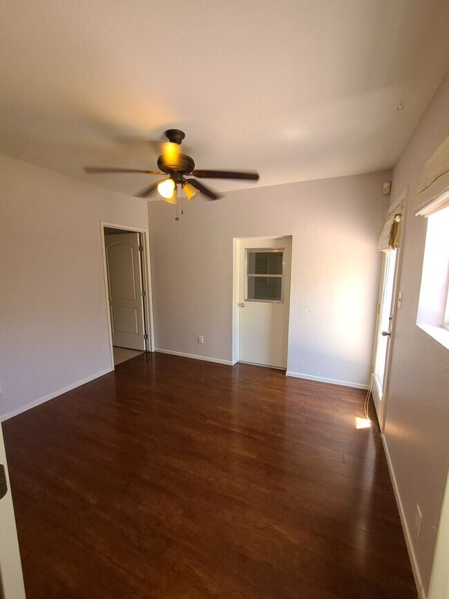 Photo - Classic Woodlea Charm with Modern Updates