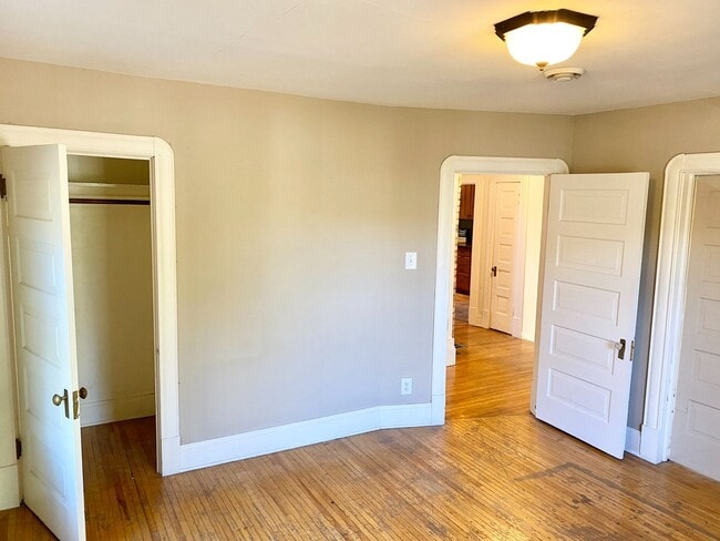 Photo - 3040 Colfax Ave South Unidad 2