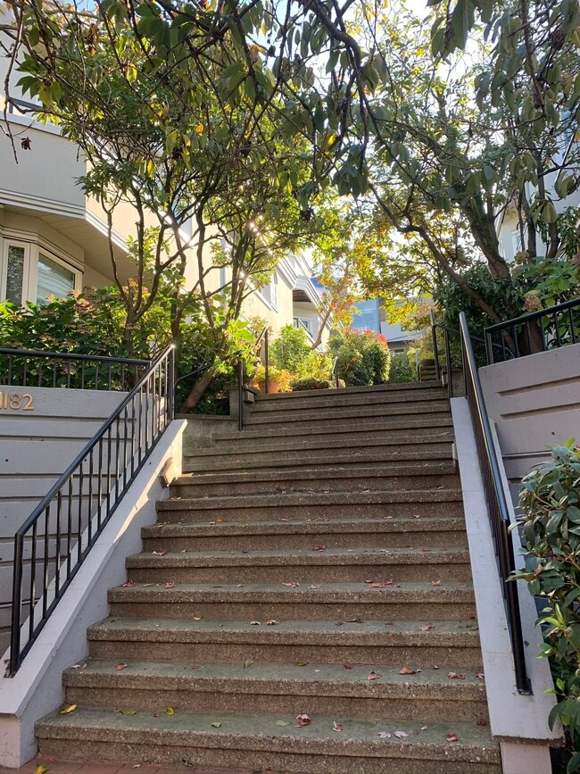 Photo - 1182 W 7th Ave