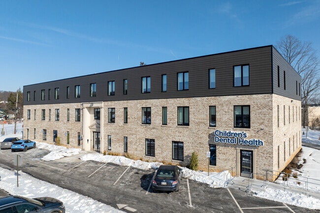 Photo - The Flats on 100