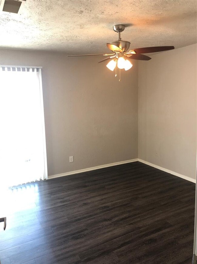 Photo - 7302 Duval St