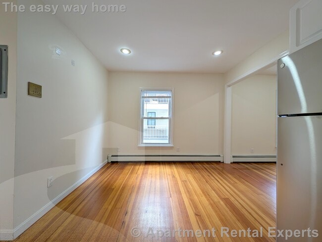 Photo - 5 Locke St Unidad #2