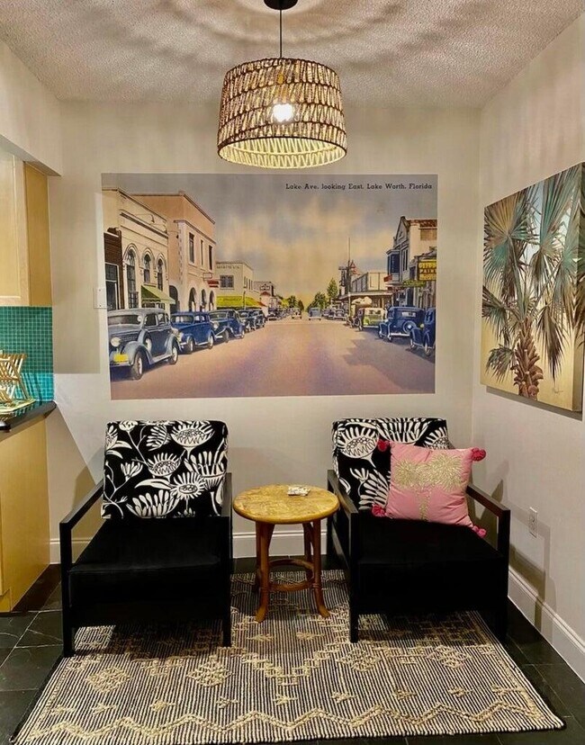 Photo - 30 S J St Unit 14