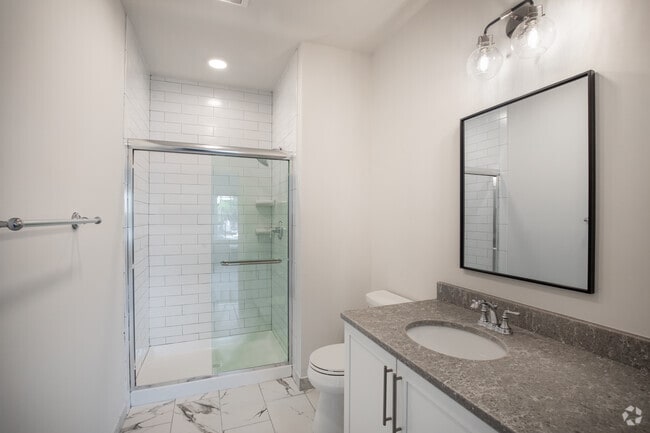 2 BR, 2 BA