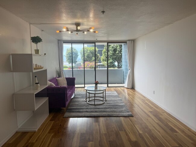 Photo - 555 Pierce St Unidad 226