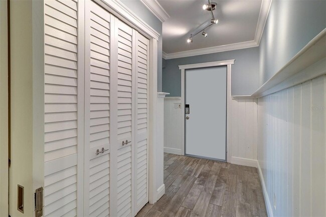 Photo - 2958 Meadow Wood Dr