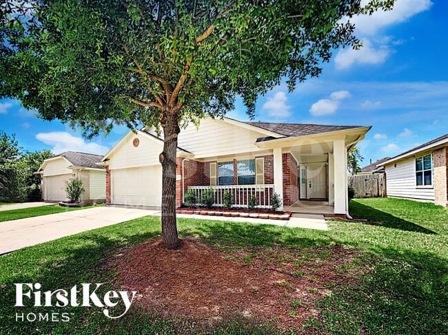 Building Photo - 19707 Cozy Cabbin Dr