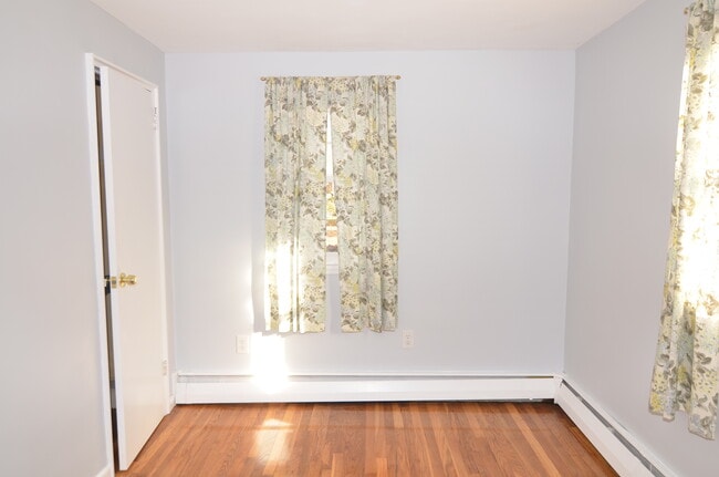 Photo - 10 Carson Rd