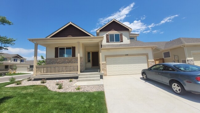 Photo - 438 Halcyon Wy House