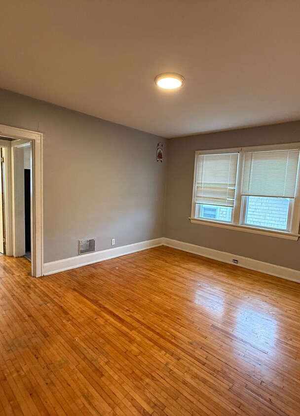 Photo - 2748 Harris Ave