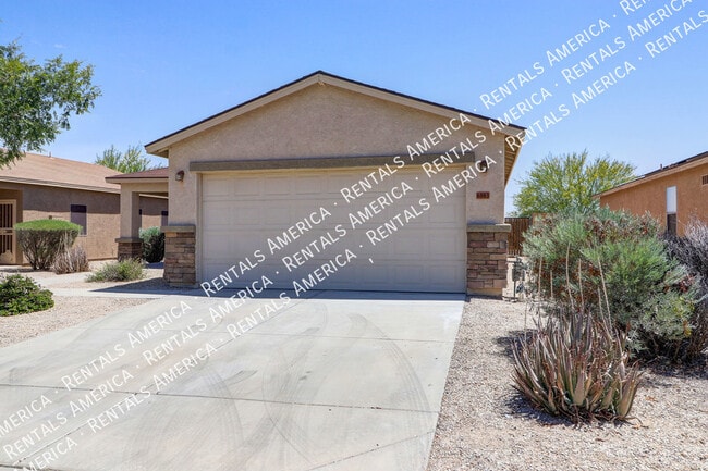 Photo - 6003 E Sunrise Cir House