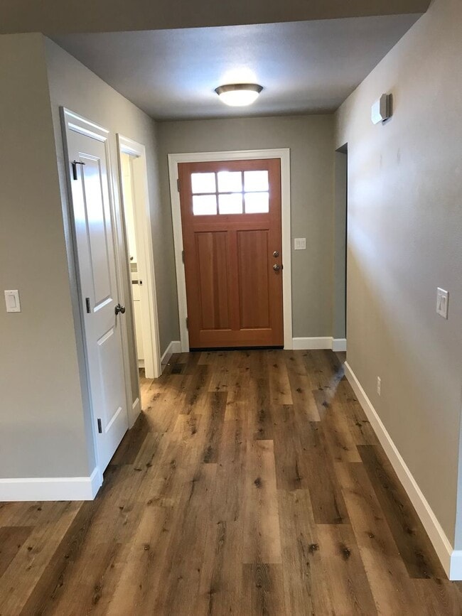 Photo - 3 Bedroom House in NW Redmond