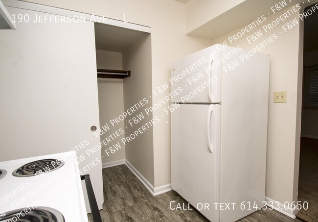 190 Jefferson Ave Unidad L