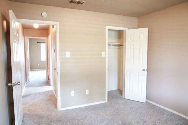 Photo - Beautifully Maintained 3/2/2 in Preston Smith