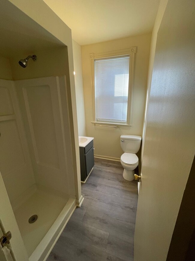 Photo - 5122 Arch St Unit 2