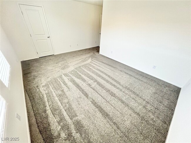 Building Photo - 9916 Bumblebee Hls St