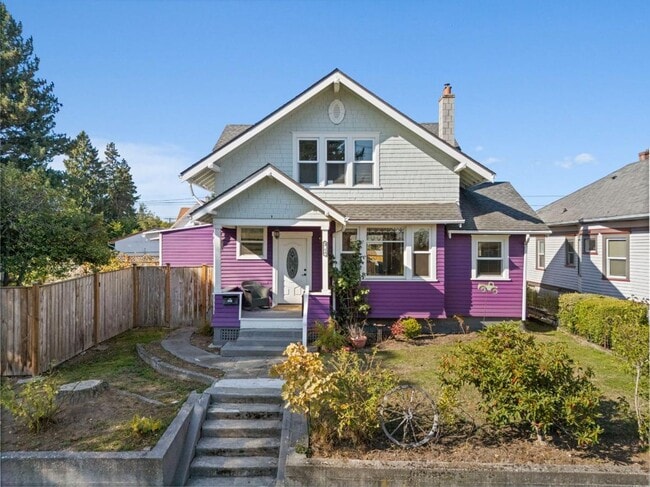 Building Photo - Spacious 3-Bed Tacoma Home w/ Office, A/C,...