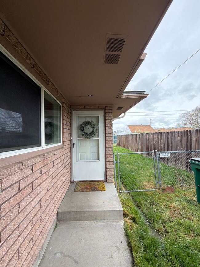 Photo - 1 month free with a signed 1 year lease, 2 Bed 1 Bath Duplex with Detached Garage
