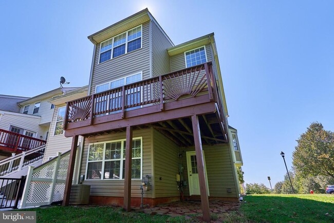 Building Photo - 20515 Blue Heron Terrace Rental