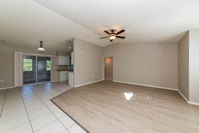 Photo - 6202 65th Ct E