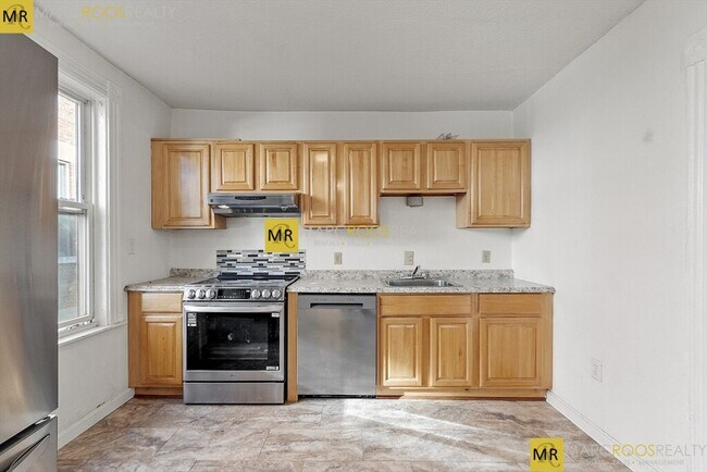 Photo - 182 Harvard St