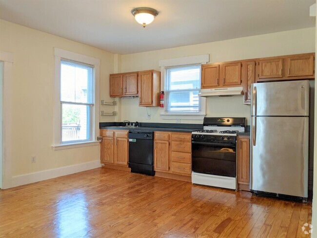 Building Photo - 397 Washington St Unit 2 Rental