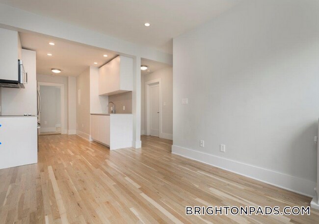 4 Elko St Unit 6