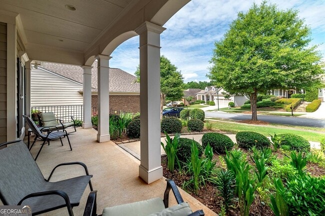 Photo - 230 Begonia Ct